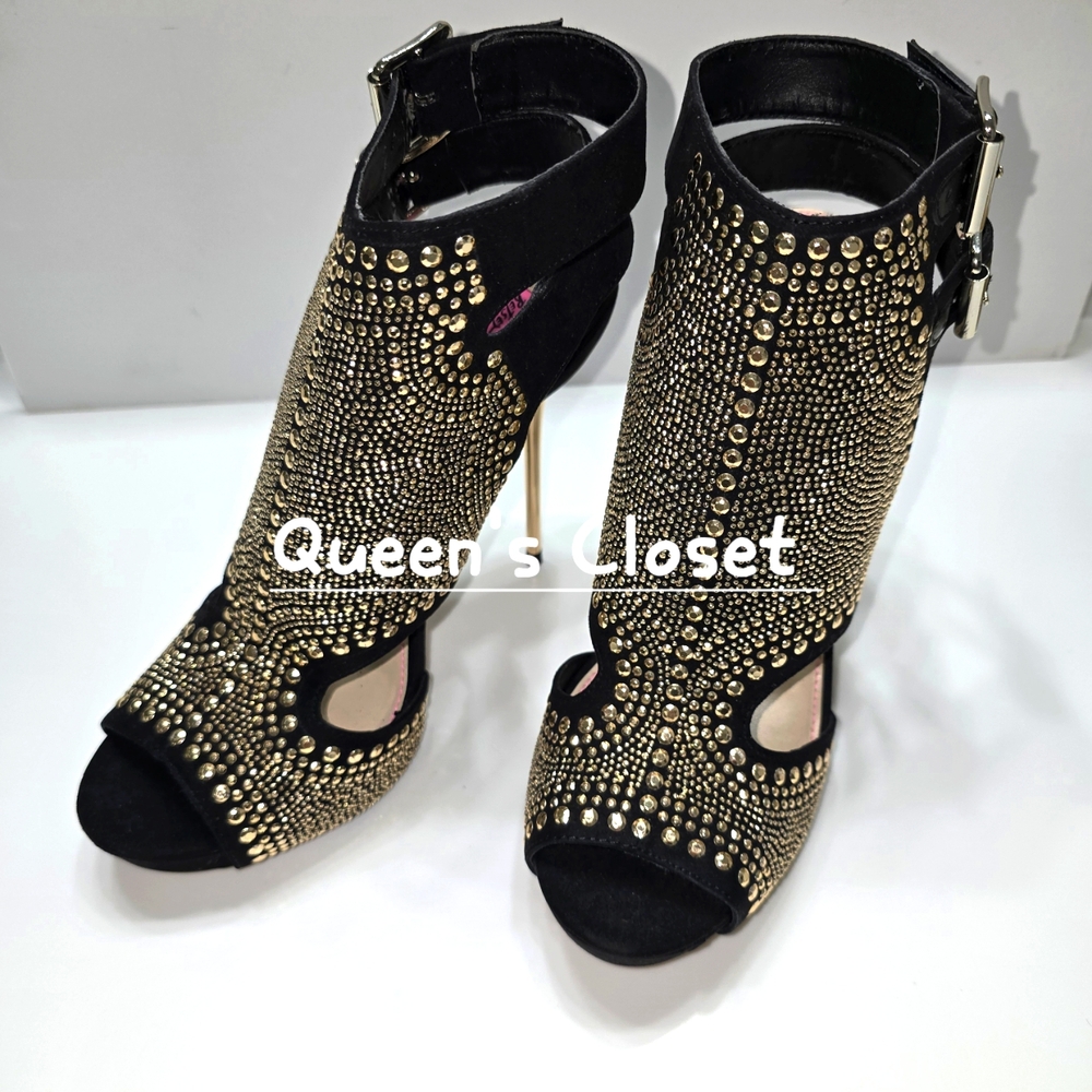 Elegant Black and Gold Women's Heels